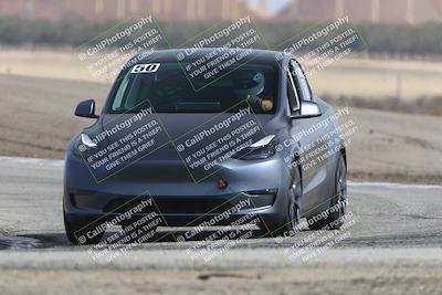 media/Oct-19-2025-Speed Ventures (Sun) [[a6e7fe67be]]/TC B/Session 2 (Outside Grapevine)/